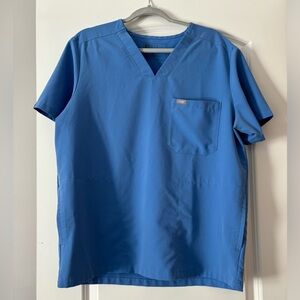 Men’s FIGS - light blue (Ceil) scrub top. Size L. EUC, no defects or stains!